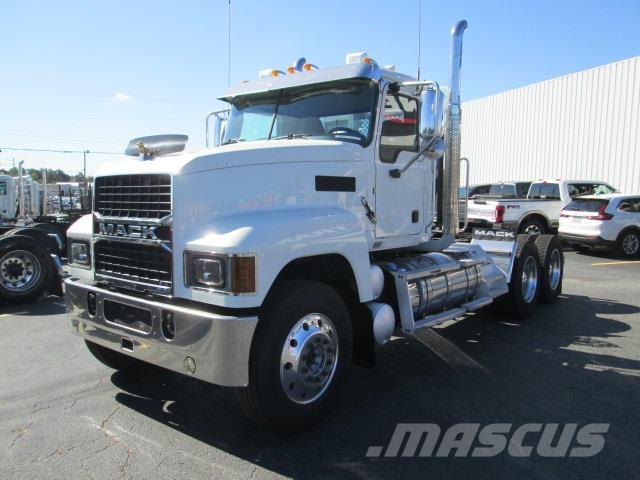 Mack PI64T Vlačilci