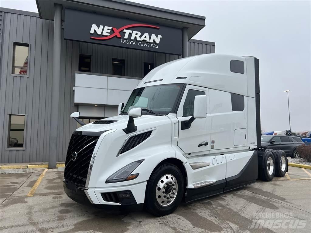 Volvo NEW VNL860 Vlačilci