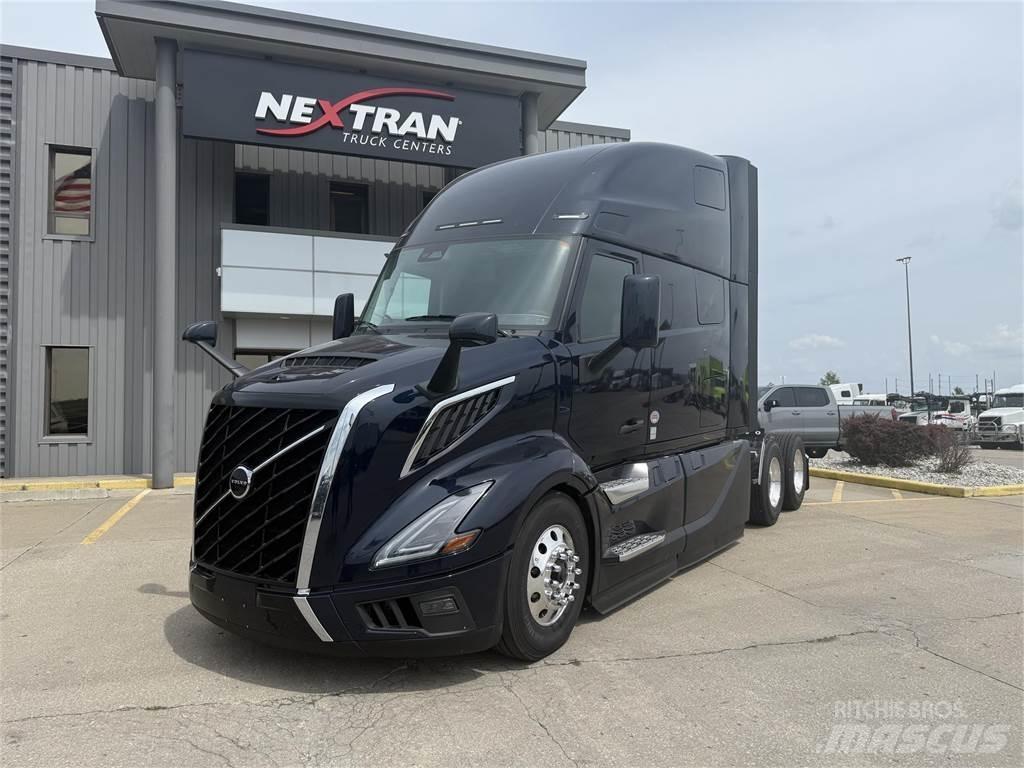 Volvo NEW VNL860 Vlačilci