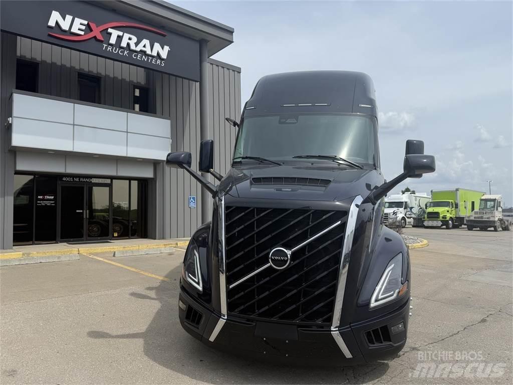 Volvo NEW VNL860 Vlačilci