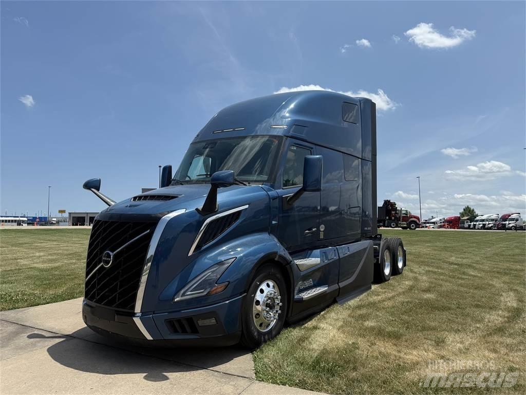 Volvo NEW VNL860 Vlačilci