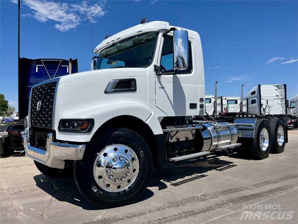 Volvo VHD64FT300 Vlačilci