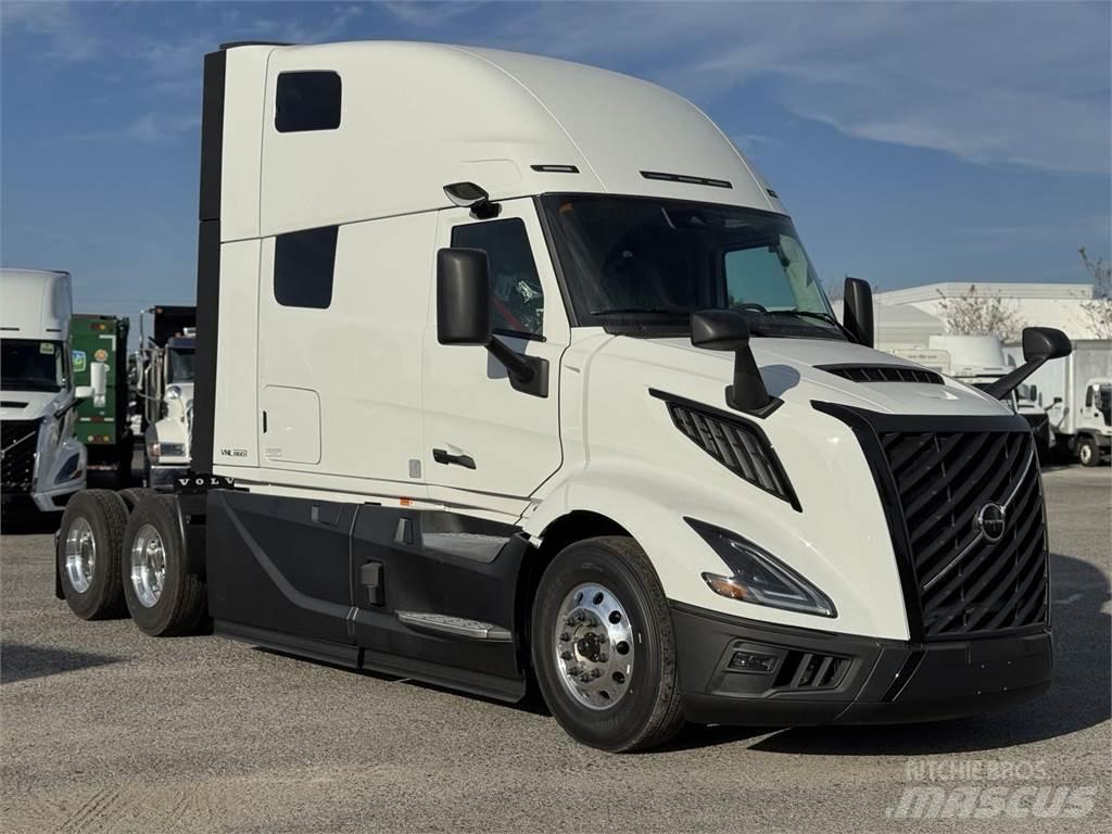 Volvo VNL64T860 Vlačilci