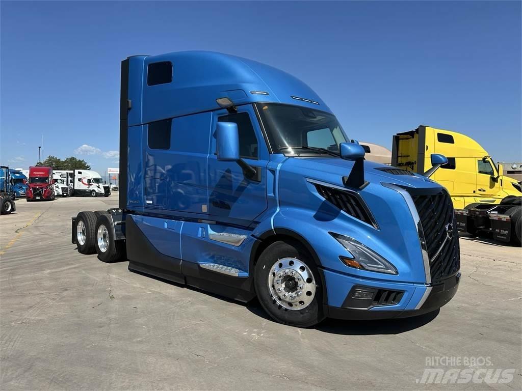 Volvo VNL64T860 Vlačilci