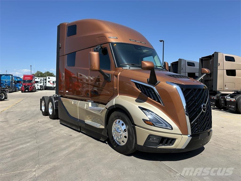 Volvo VNL64T860 Vlačilci