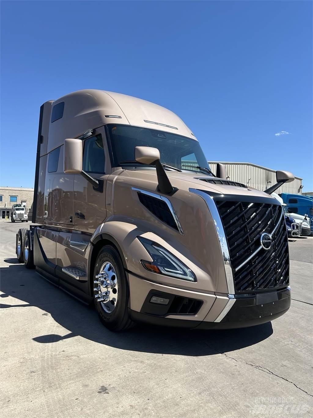 Volvo VNL64T860 Vlačilci