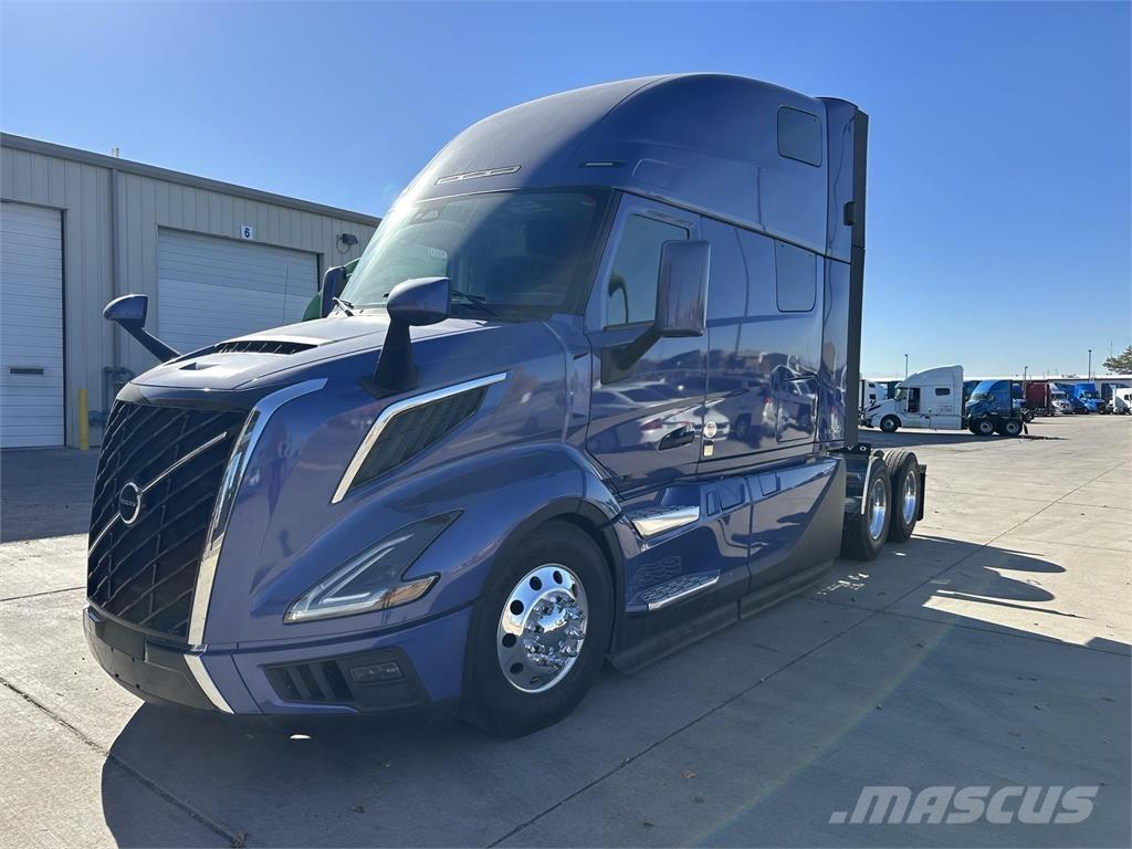 Volvo VNL64T860 Vlačilci