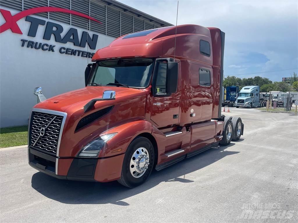 Volvo VNL64T860 Vlačilci