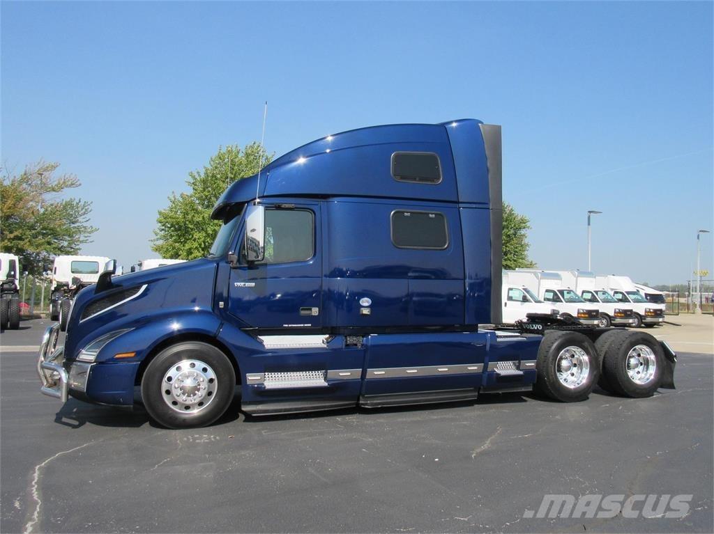 Volvo VNL64T860 Vlačilci