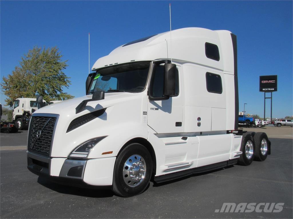 Volvo VNL64T860 Vlačilci