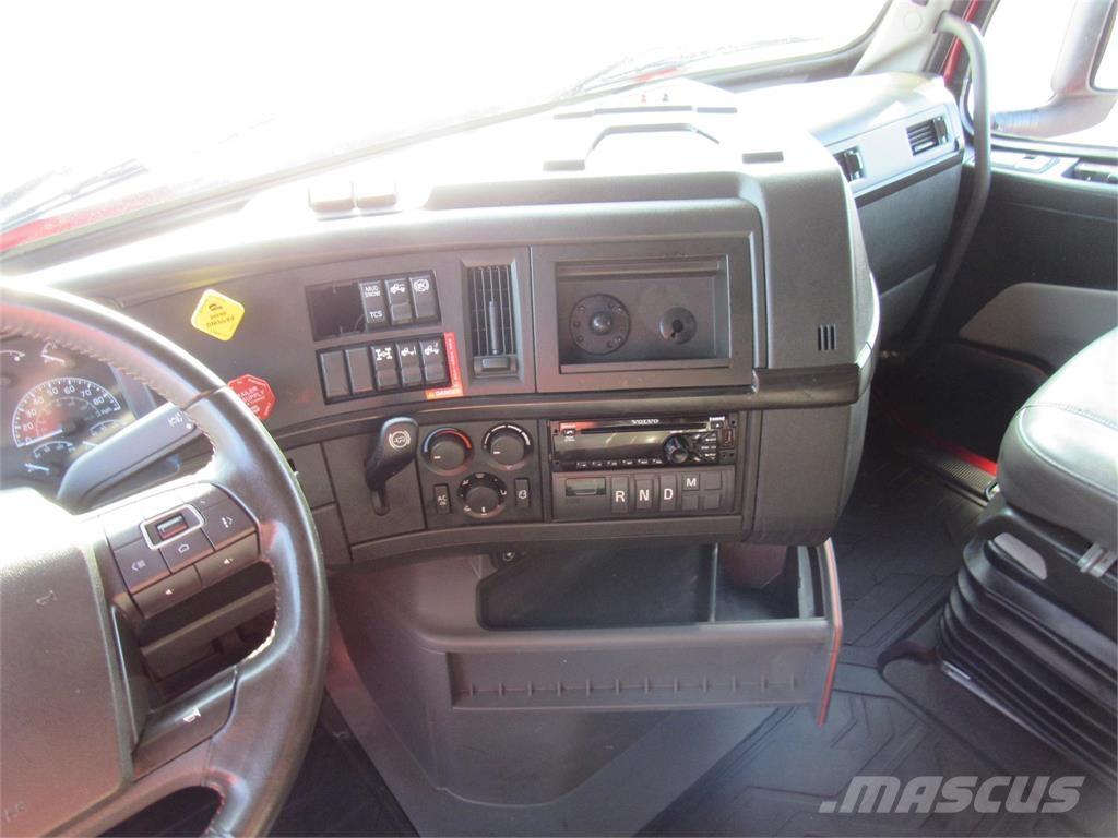 Volvo VNL64T860 Vlačilci