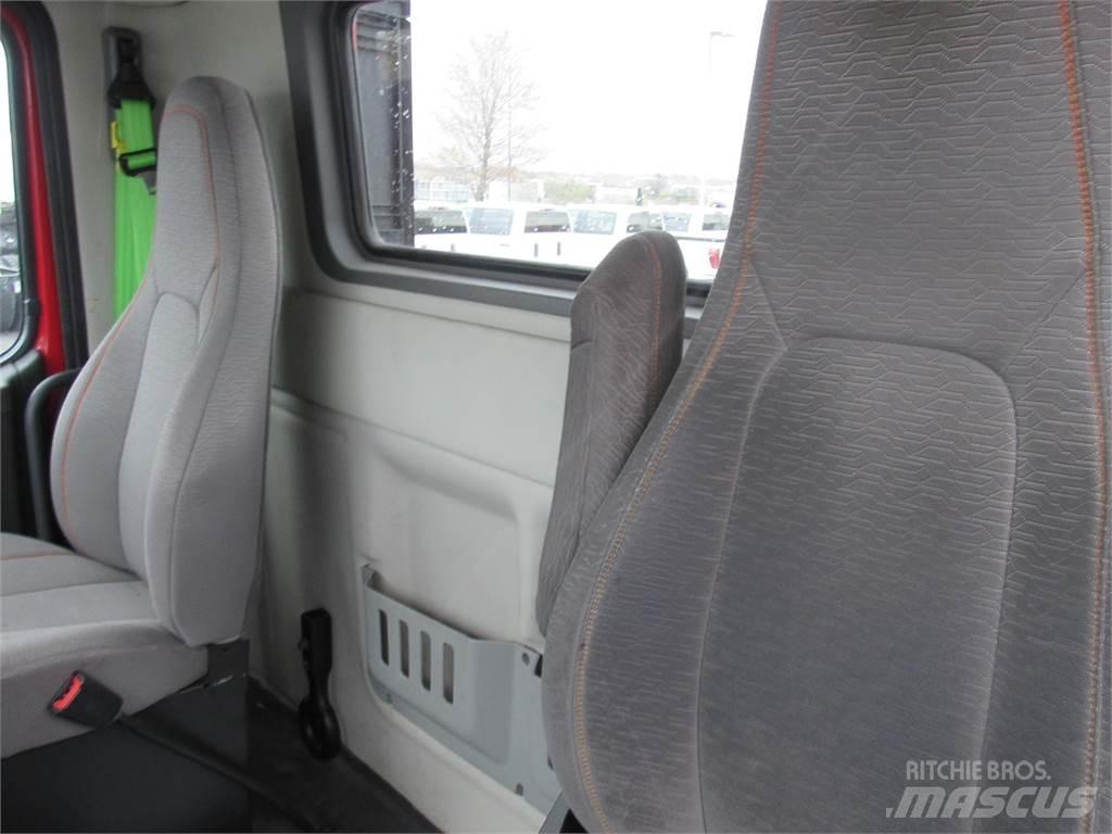 Volvo VNR64T300 Vlačilci