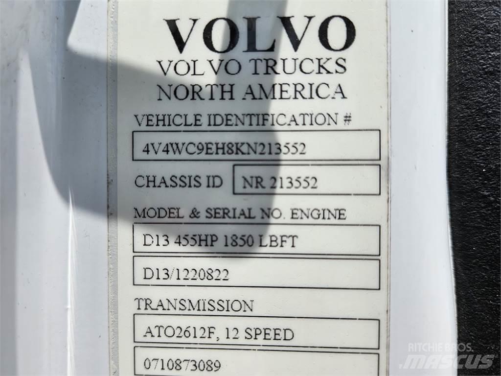 Volvo VNR64T300 Vlačilci
