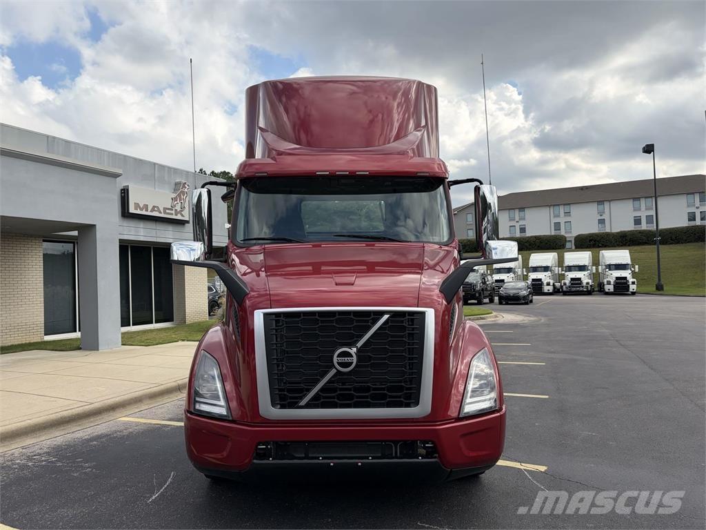 Volvo VNR64T300 Vlačilci