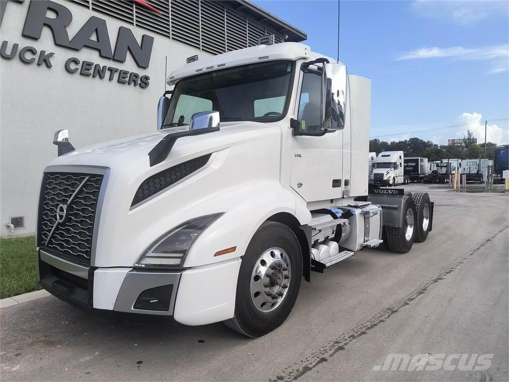 Volvo VNR64T300 Vlačilci