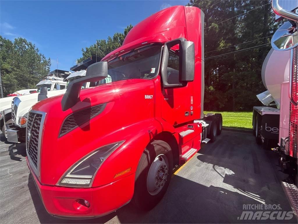 Volvo VNR64T300 Vlačilci