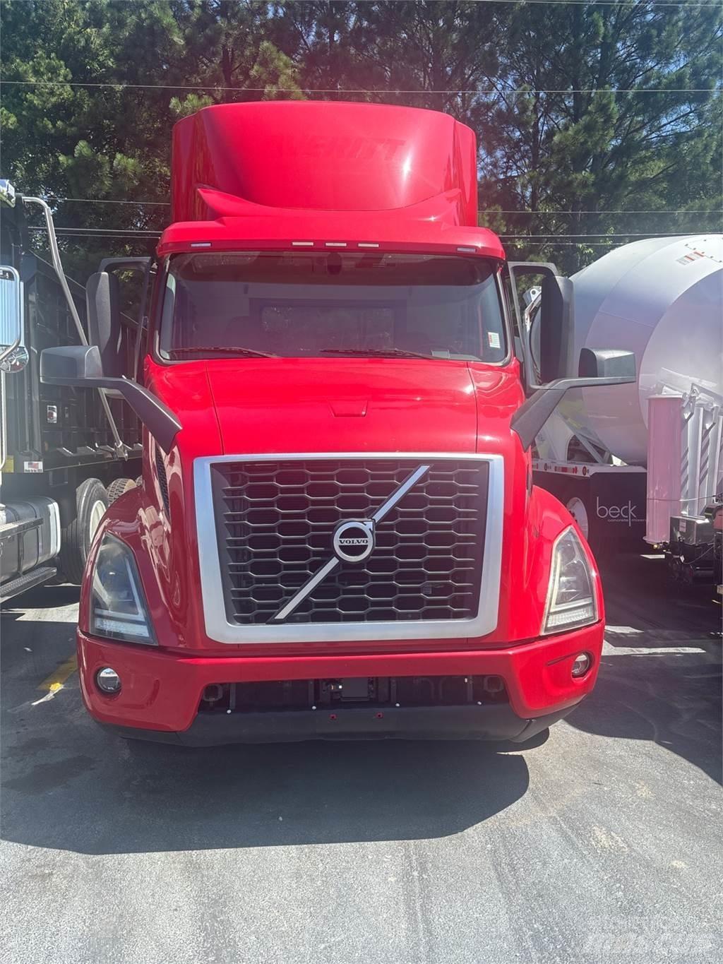 Volvo VNR64T300 Vlačilci
