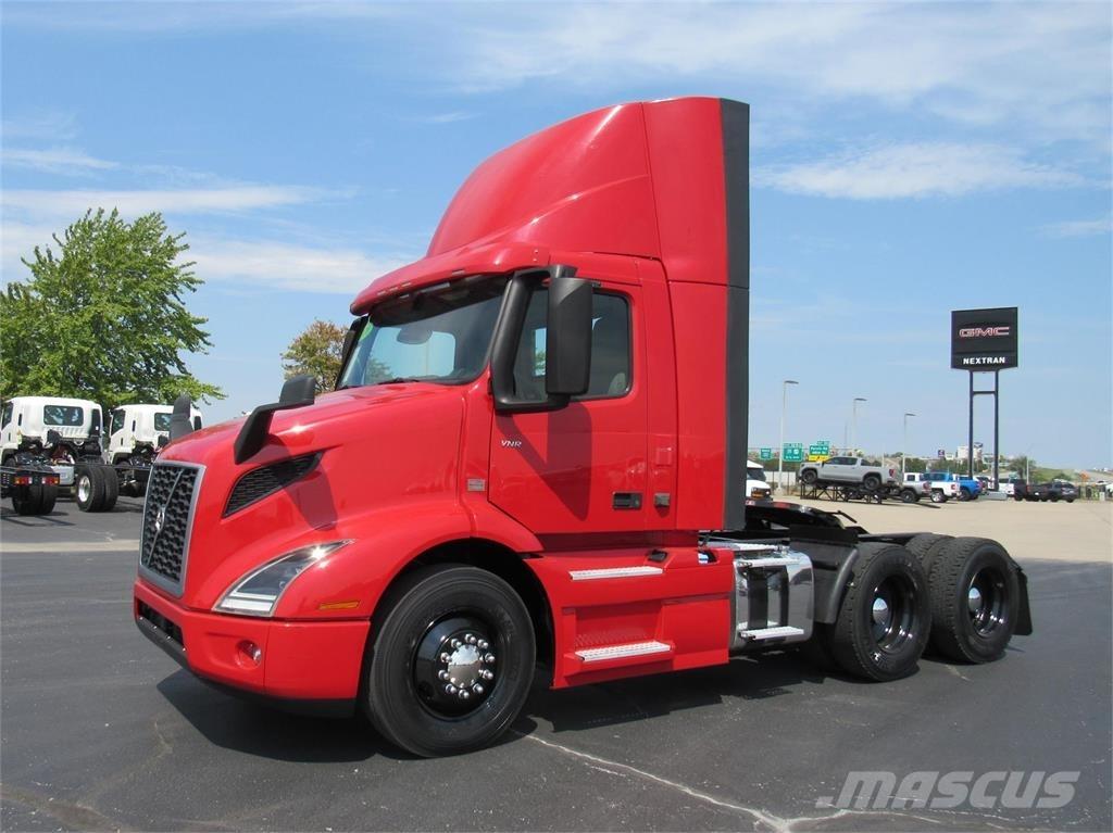 Volvo VNR64T300 Vlačilci