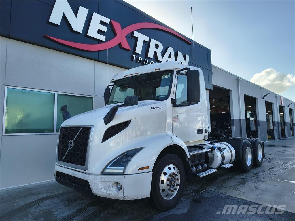 Volvo VNR64T300 Vlačilci