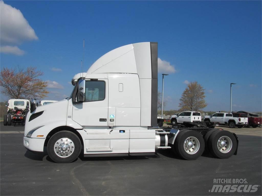 Volvo VNR64T400 Vlačilci