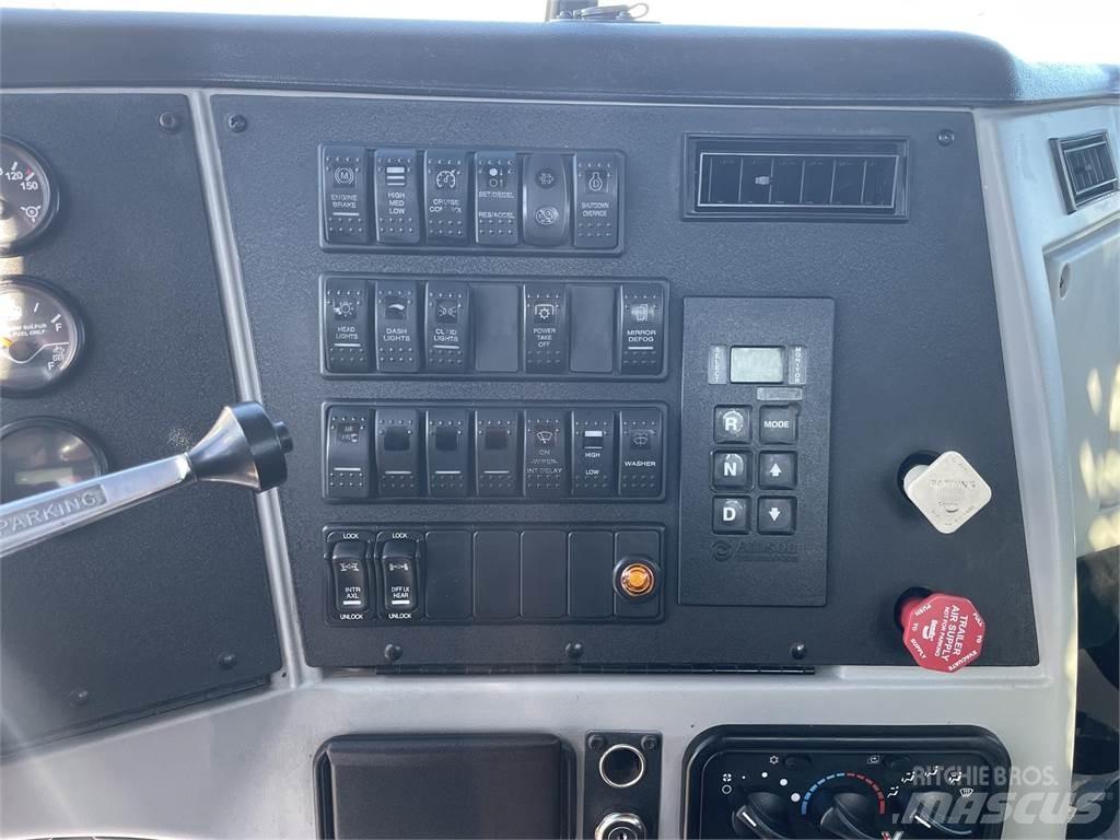 Western Star 4700SB Drugi tovornjaki