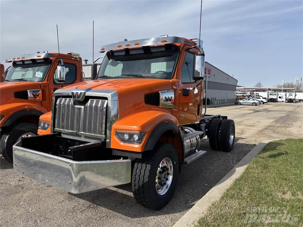 Western Star 47X Drugi tovornjaki