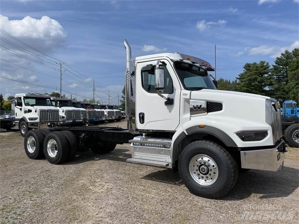 Western Star 49X Vlačilci