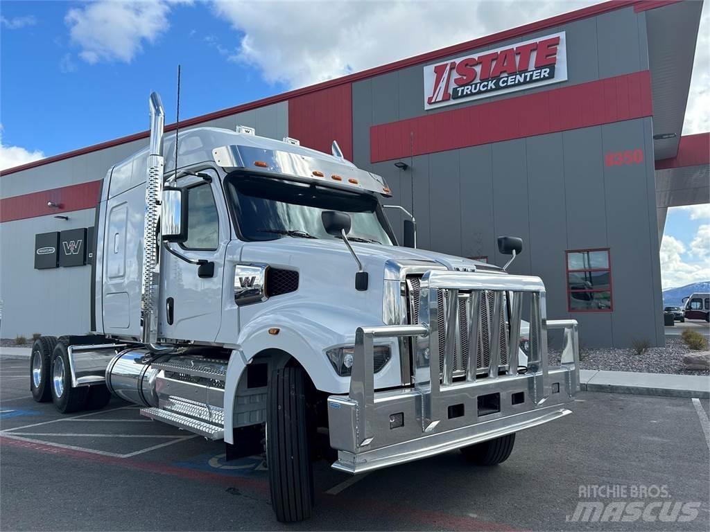 Western Star 49X Vlačilci