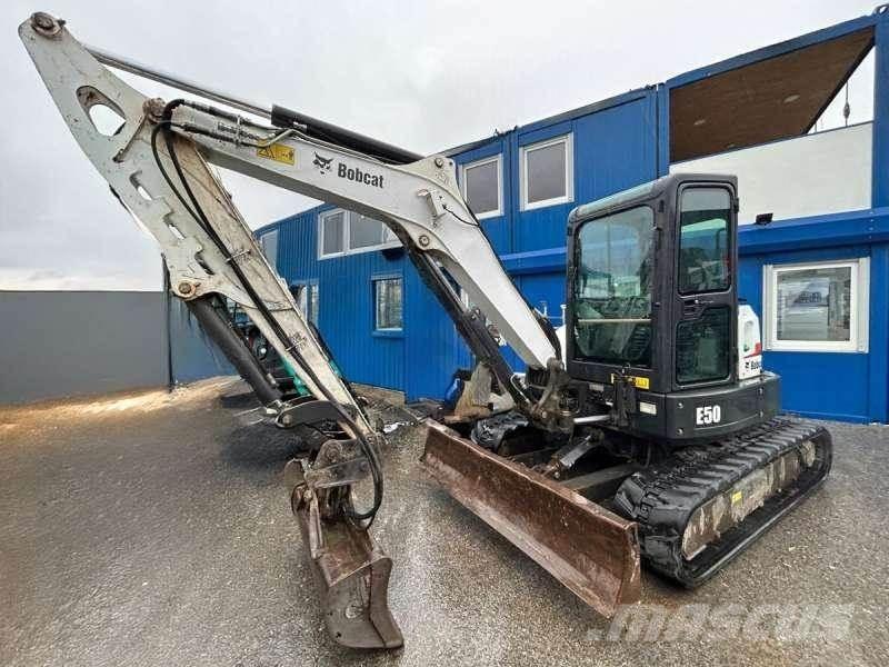 Bobcat E50 Mini bagri <7t