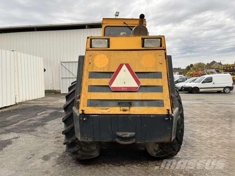 Bomag BW213D Kompaktorji tal