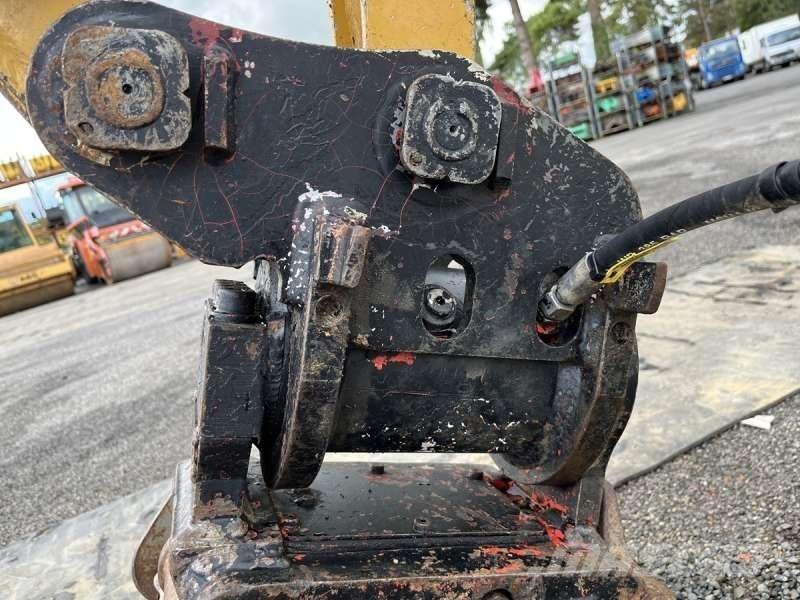 CAT 302.7DCR Mini bagri <7t