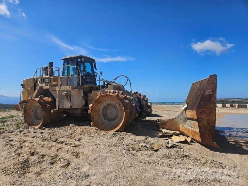 CAT 836H Kompaktorji tal