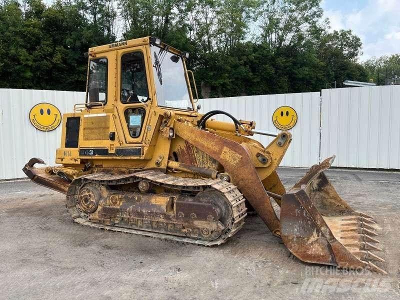 CAT 943 Nakladalci goseničarji