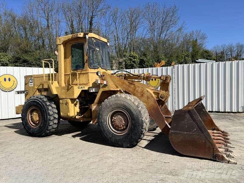 CAT 950B Kolesni nakladalci