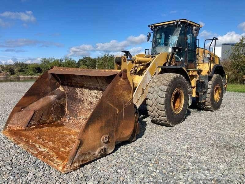 CAT 950M Kolesni nakladalci