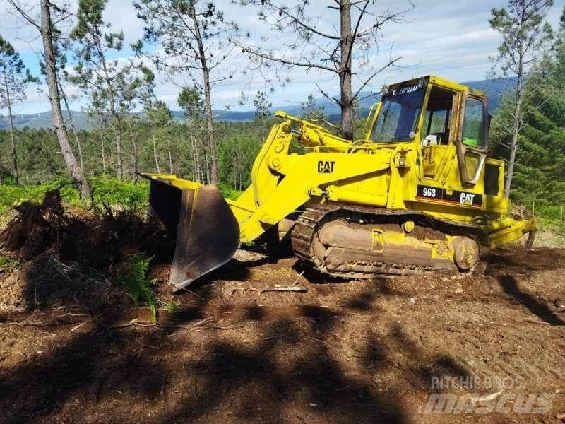 CAT 963 Nakladalci goseničarji