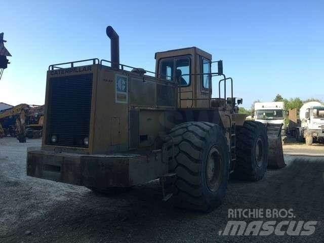 CAT 988B Kolesni nakladalci