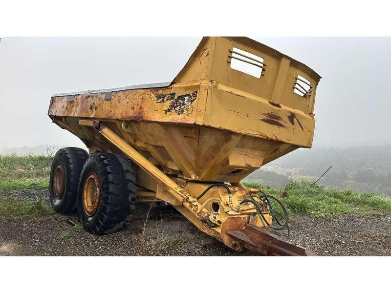 CAT D250B Kiper prikolice