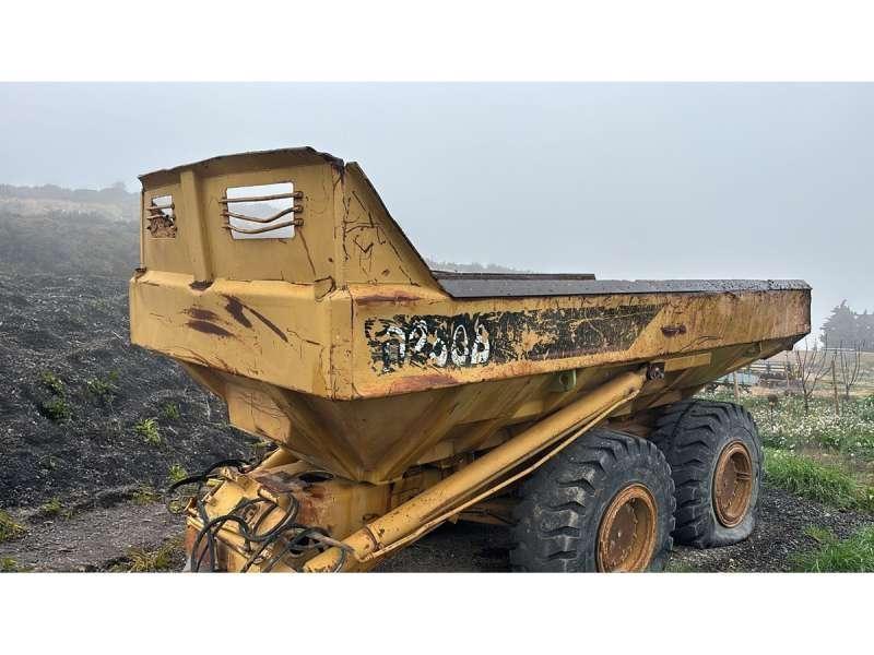 CAT D250B Kiper prikolice