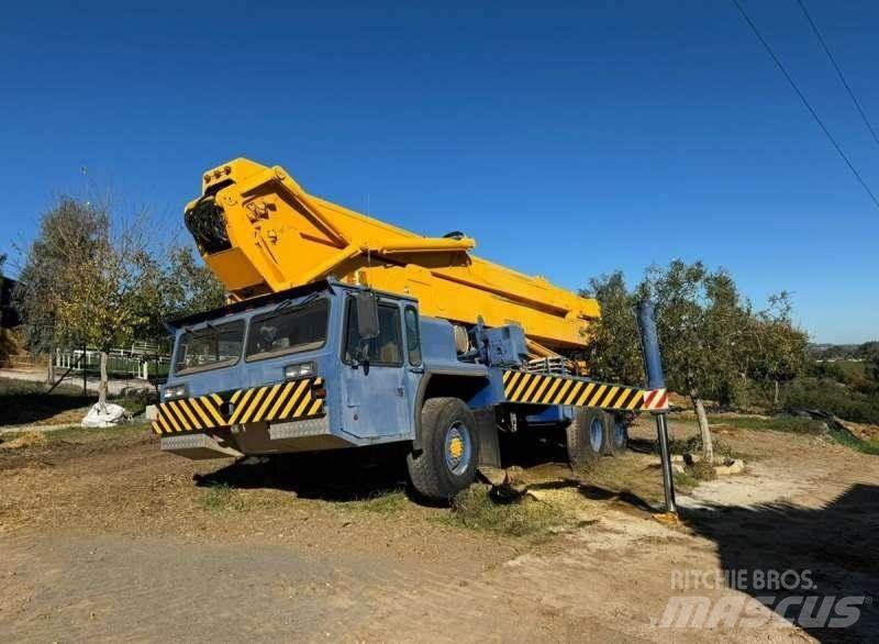 Condor 125/S Rabljeni žerjavi za vsak teren