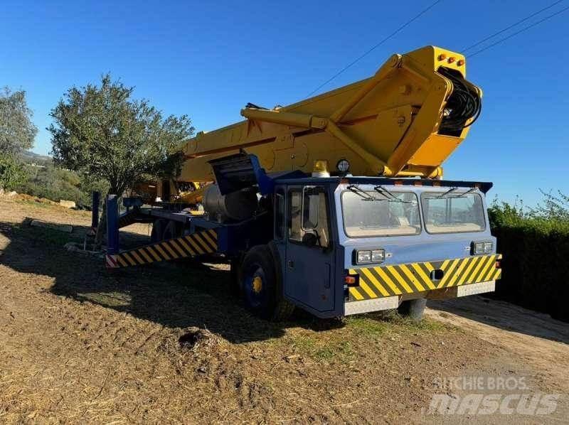 Condor 125/S Rabljeni žerjavi za vsak teren
