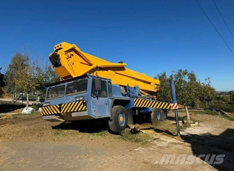 Condor 125/S Rabljeni žerjavi za vsak teren