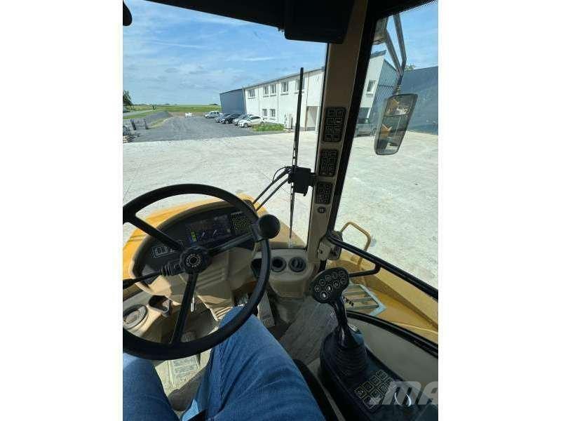 Hydrema 922G Zglobni demperji