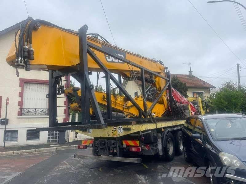 JCB JS360 Rušilni bagri