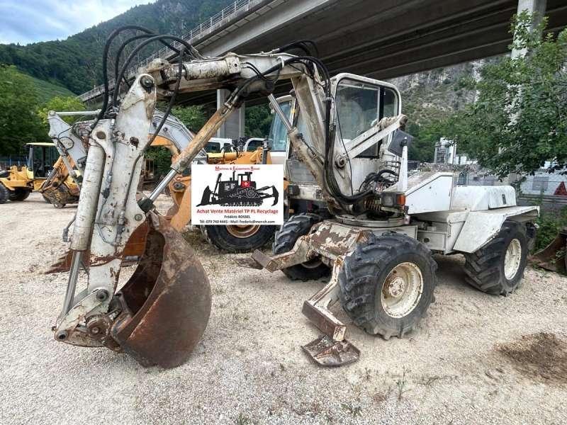 Mecalac 8CXI Bagri na kolesih