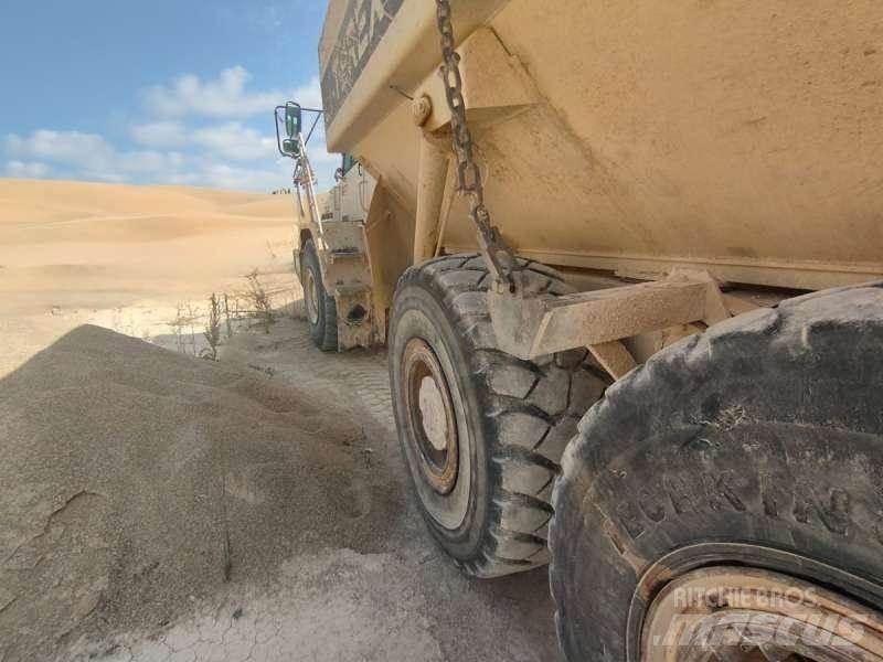 Terex TA30 Zglobni demperji