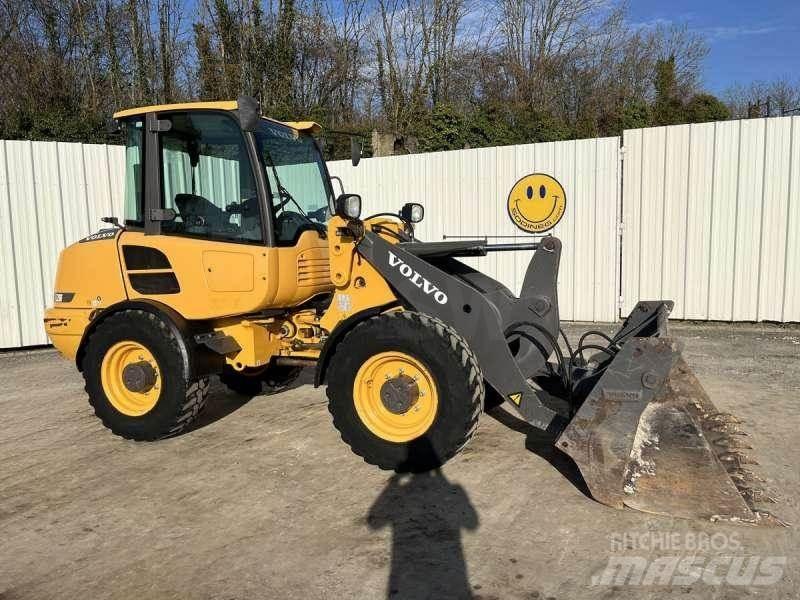 Volvo L28F Mini nakladalci
