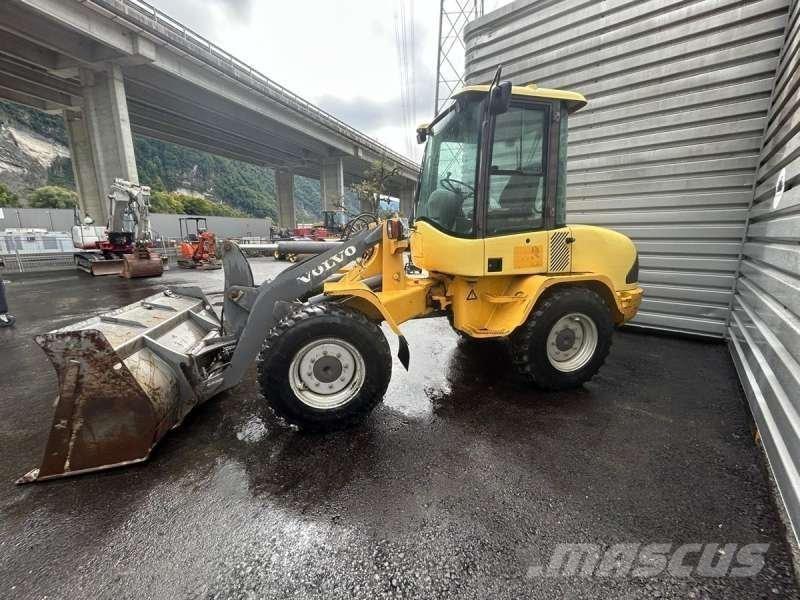 Volvo L30Z Mini nakladalci