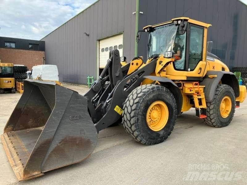 Volvo L90H Kolesni nakladalci