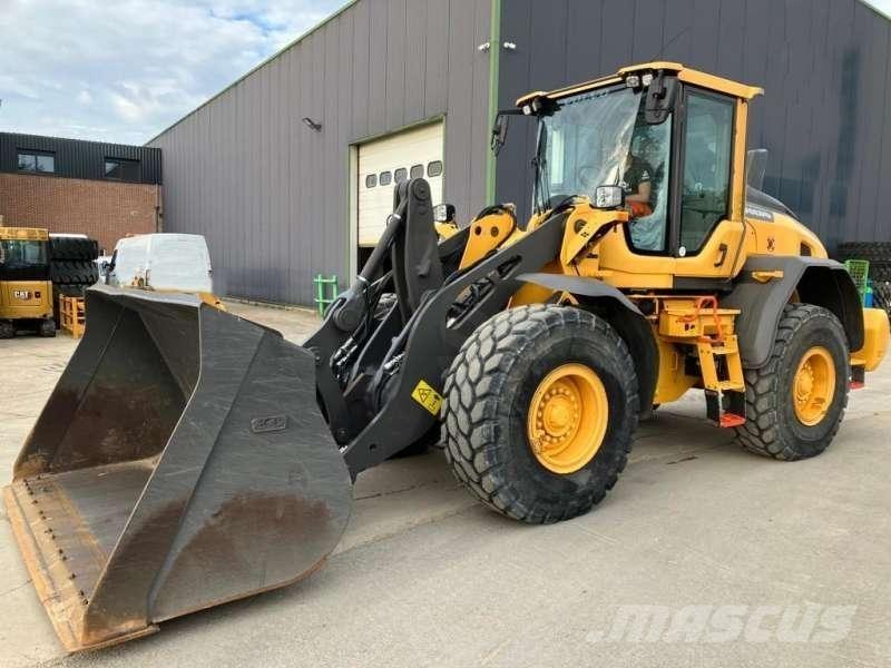 Volvo L90H Kolesni nakladalci